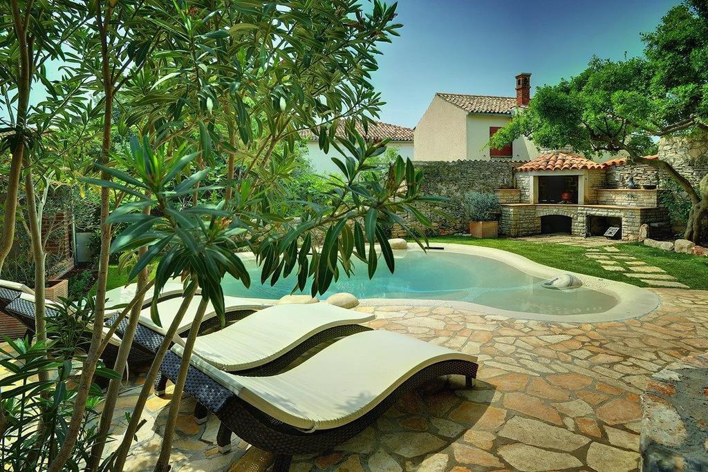 Villa Br Liznjan Ngoại thất bức ảnh