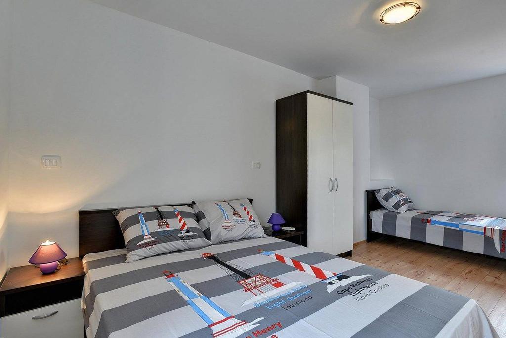 Villa Br Liznjan Ngoại thất bức ảnh